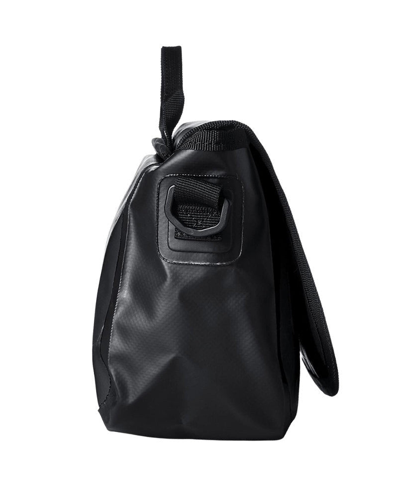 STREAM TRAIL Clam Shoulder Bag