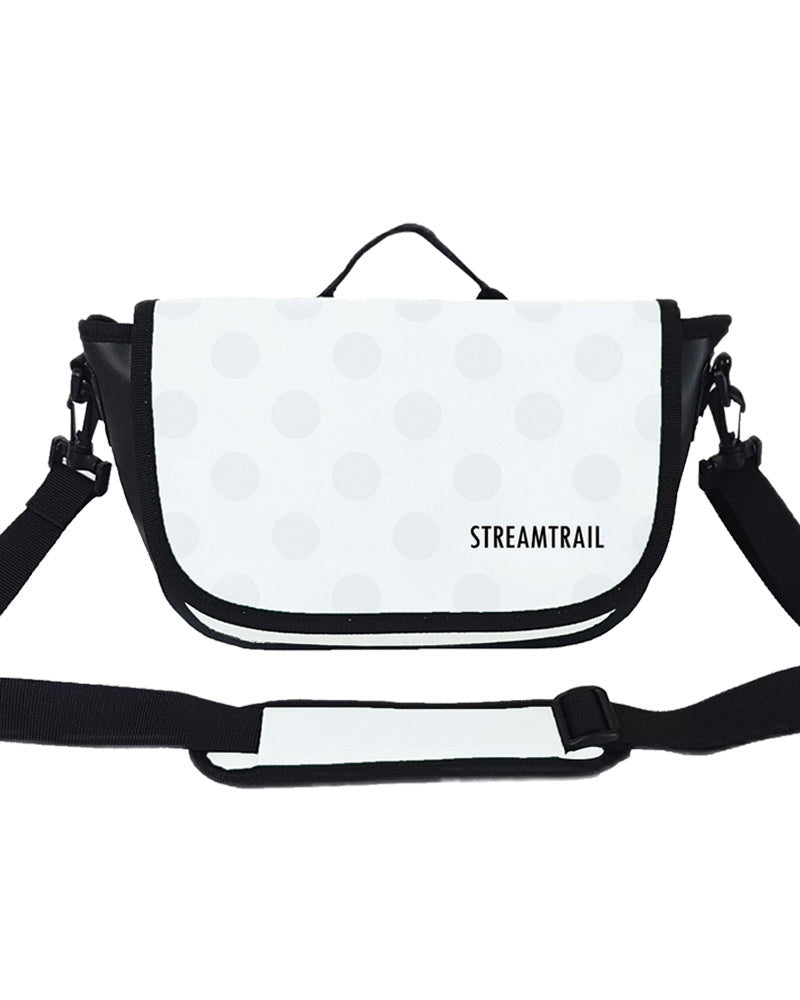 Stream Trail Clam Dot Shoulder Bag