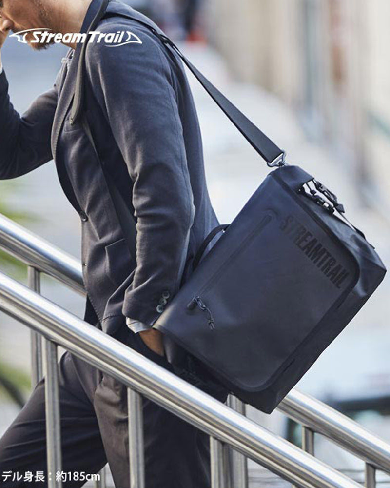 Stream Trail Chitose Shoulder Bag